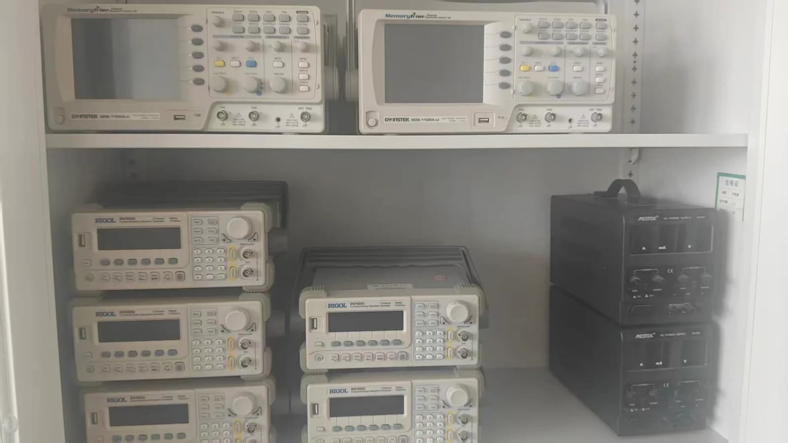 平台电子测试仪器